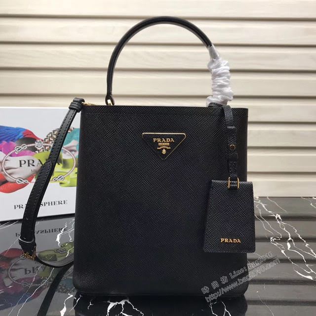 prada女包 普拉達專櫃最新款手提肩背包 1BA220 Prada Double Saffiano皮革手袋 Prada進口牛皮水桶包  pyd2180